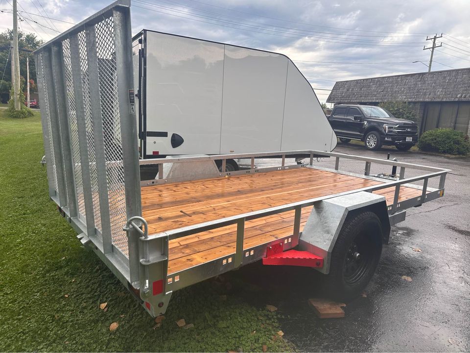 2025 TRUE NORTH 77″x12′ landscape utility trailer